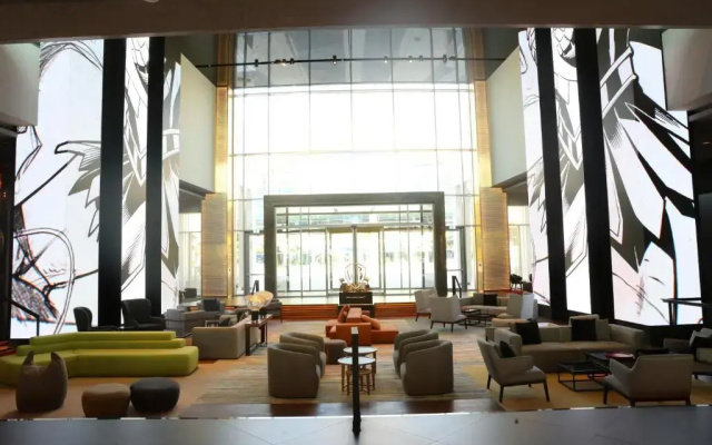 The WB Abu Dhabi, Curio Collection by Hilton