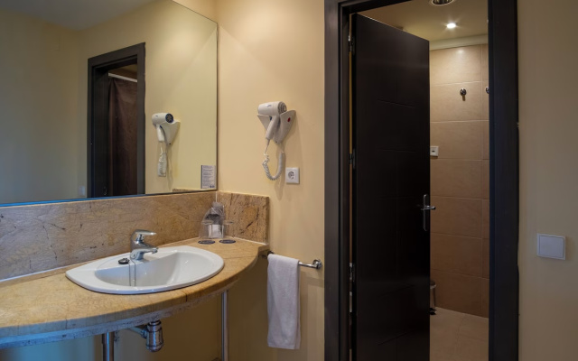 Ohtels Islantilla