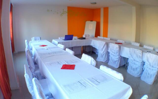 Hotel B1