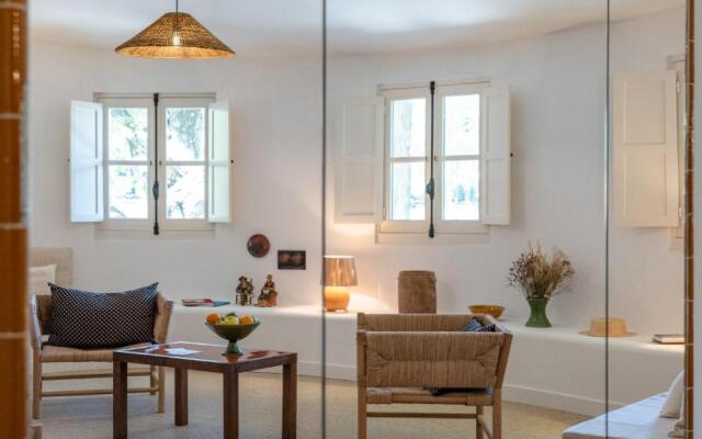 Le Moulin, Lourmarin, a Beaumier hotel
