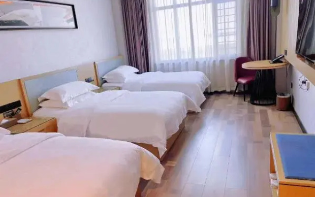 Urumqi Yinggang Hotel