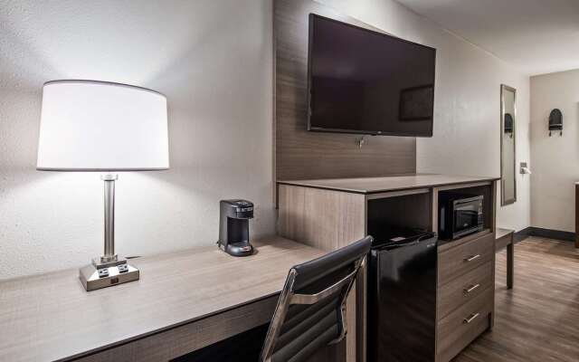 SureStay Hotel by Best Western Findlay