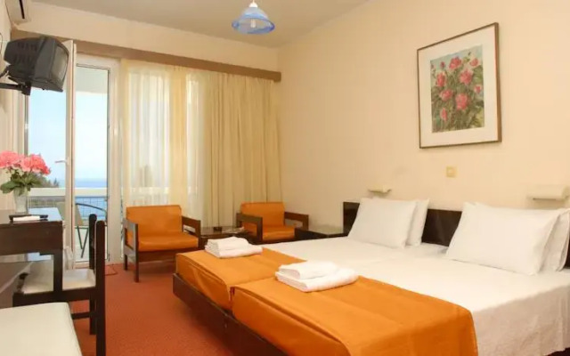 Alexandros Hotel