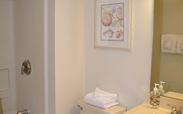 South Hampton - 2 BR Condo Oceanview - STP 1756
