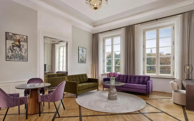 Hotel Verte, Warsaw, Autograph Collection