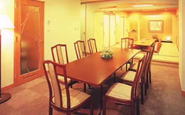 Sapporo Sumire Hotel