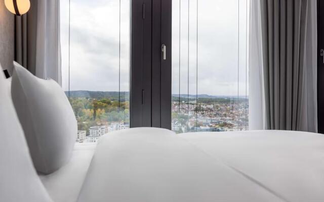 Radisson Blu Hotel At Porsche Design Tower Stuttgart