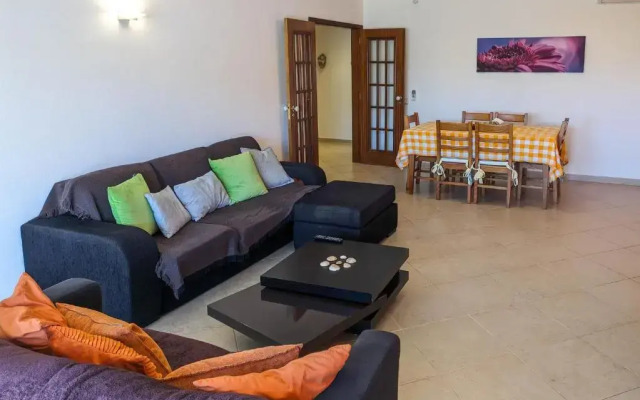 Two Bedroom Apartment — 110m2, AC, Terrace, Wi-Fi