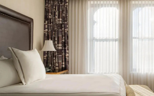 Manhattan Club Suite Apartments
