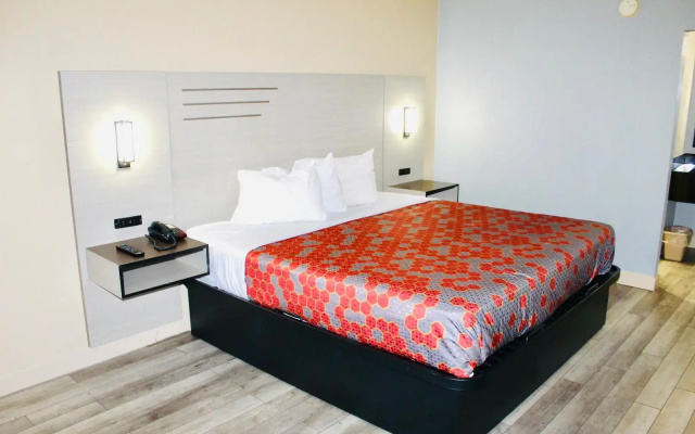 Milan Inn & Suites