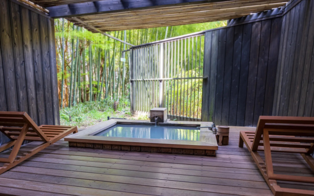 Moderate with Open-Air Bath "SHIZUKU" Double Suite (풀 더블 침대) 사진 4