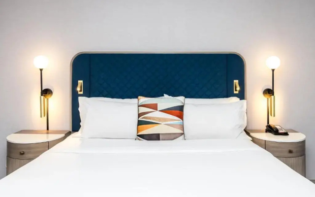 voco The Clair Cincinnati Downtown by IHG