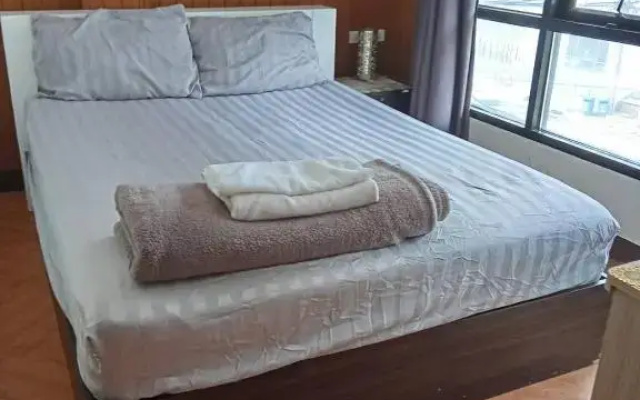 Baan Lucky Guest House
