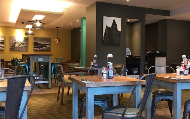 Premier Inn Glasgow Braehead