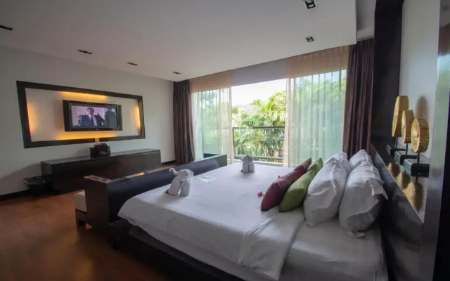 Peach Blossom Resort & Pool Villa