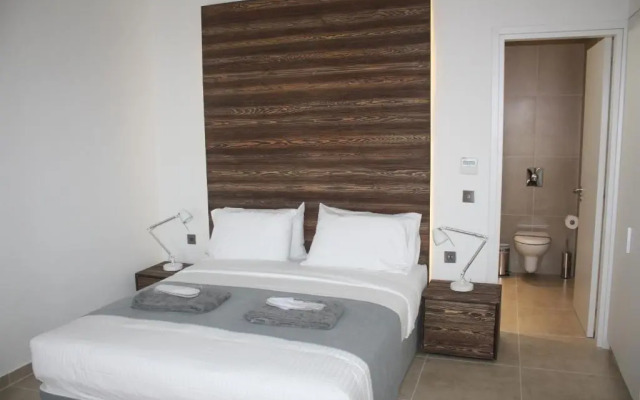 Amphora Hotel & Suites