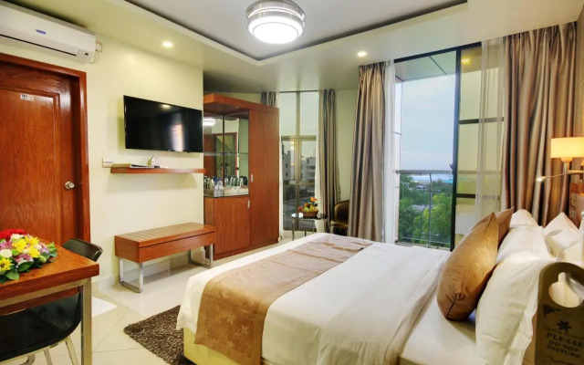 Unima Grand Hotel
