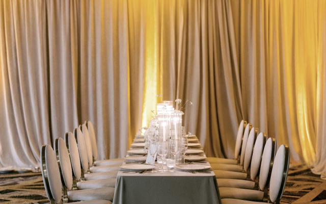 Martinique New York on Broadway, Curio Collection by Hilton