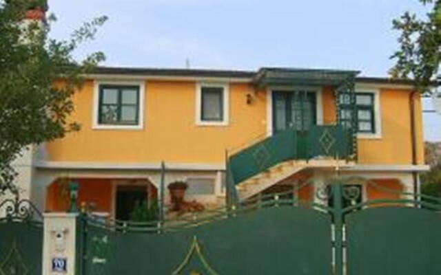 5-Room Semi-Detached House 170 M2 On 2 Levels - Inh 29173