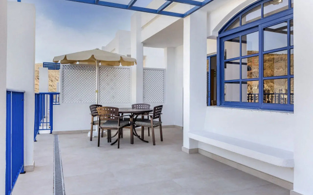 Apartments at Cala Blanca