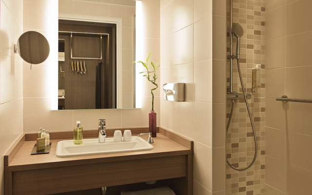 DoubleTree by Hilton Lyon Eurexpo & Spa