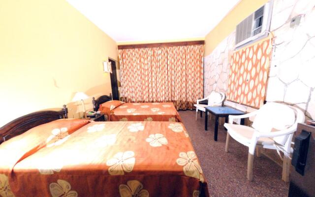 Moonbeach Hotel & Windsurfing Centre