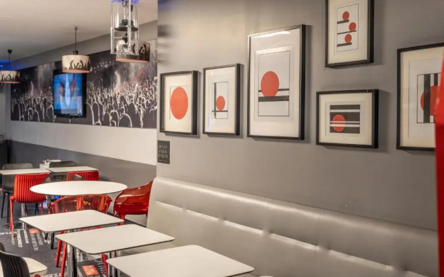 Отель Inn Design Paris Saint Quentin