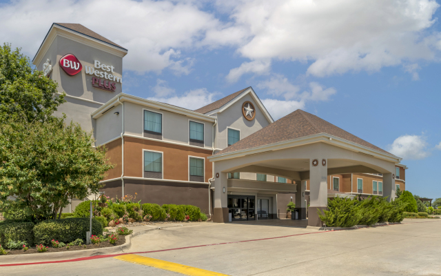 Best Western Plus Denton Inn & Suites