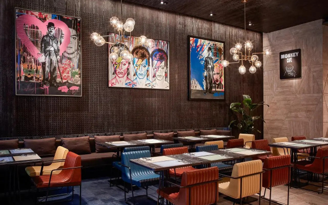 The Emperor(Happy Valley)Hotel