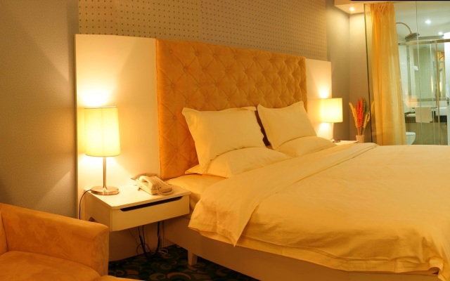 Century Junyue Hotel