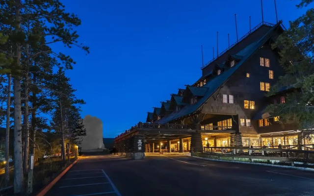 Old Faithful Inn — Inside the Park Hotel