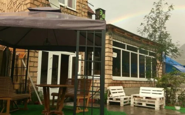 Отель Edelweiss