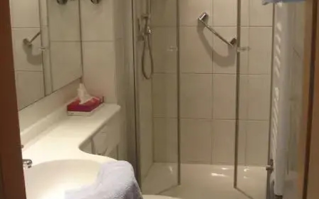 Hotel Bauer Großbettlingen