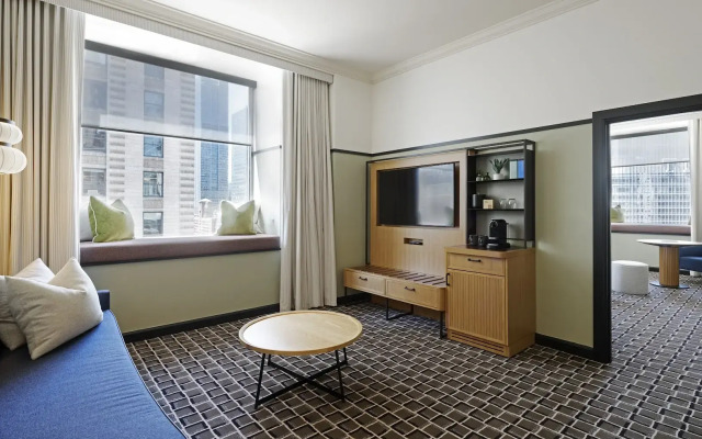 L7 Chicago by Lotte
