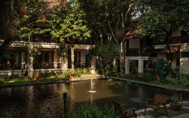 Lanna Dusita Riverside Boutique Resort