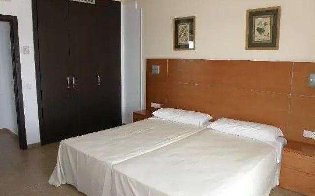 Apartamentos Gema Aguamarina Golf