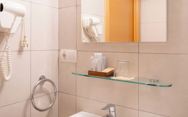 Hotel La City Mercado