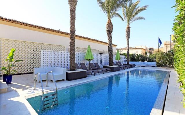 Zafran Boutique Hotel