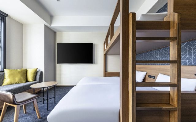 2 Single Beds + 1 Loft Bed Triple room 사진 2