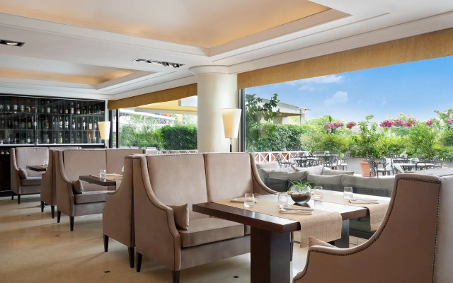 Courtyard by Marriott Rome Central Park