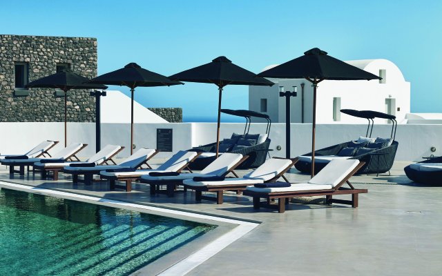 Santo Pure Oia Suites and Villas