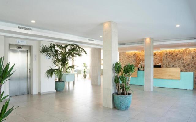 MarSenses Ferrera Blanca Hotel Family