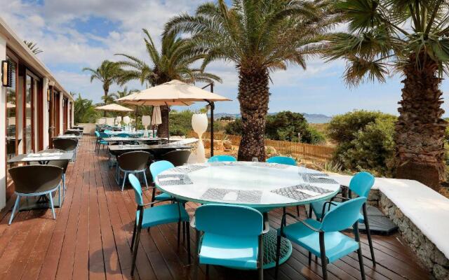 Отель Grand Palladium Palace Ibiza Resort & Spa