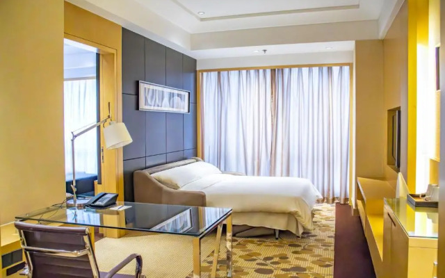 Courtyard by Marriott Shanghai Central Hotel