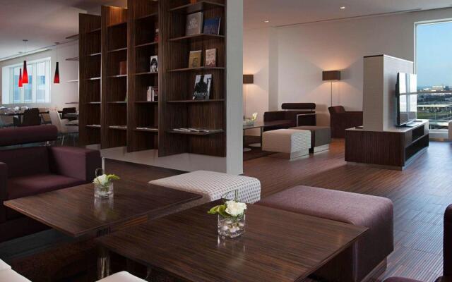 Pullman Dubai Jumeirah Lakes Towers - Hotel & Residence