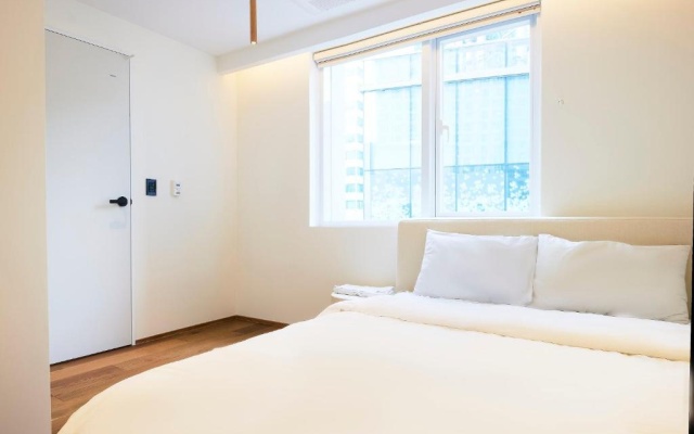 Canvas Hostel