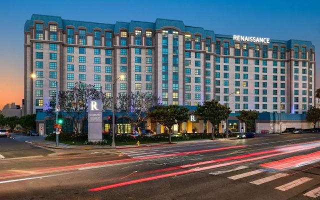 Renaissance Los Angeles Airport Hotel