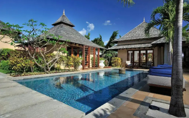 Maradiva Villas Resort & Spa
