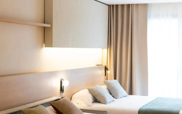 Aparthotel Atenea Calabria