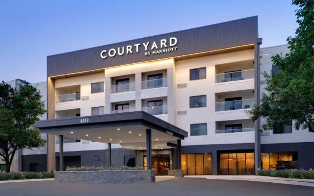 Courtyard by Marriott Austin South